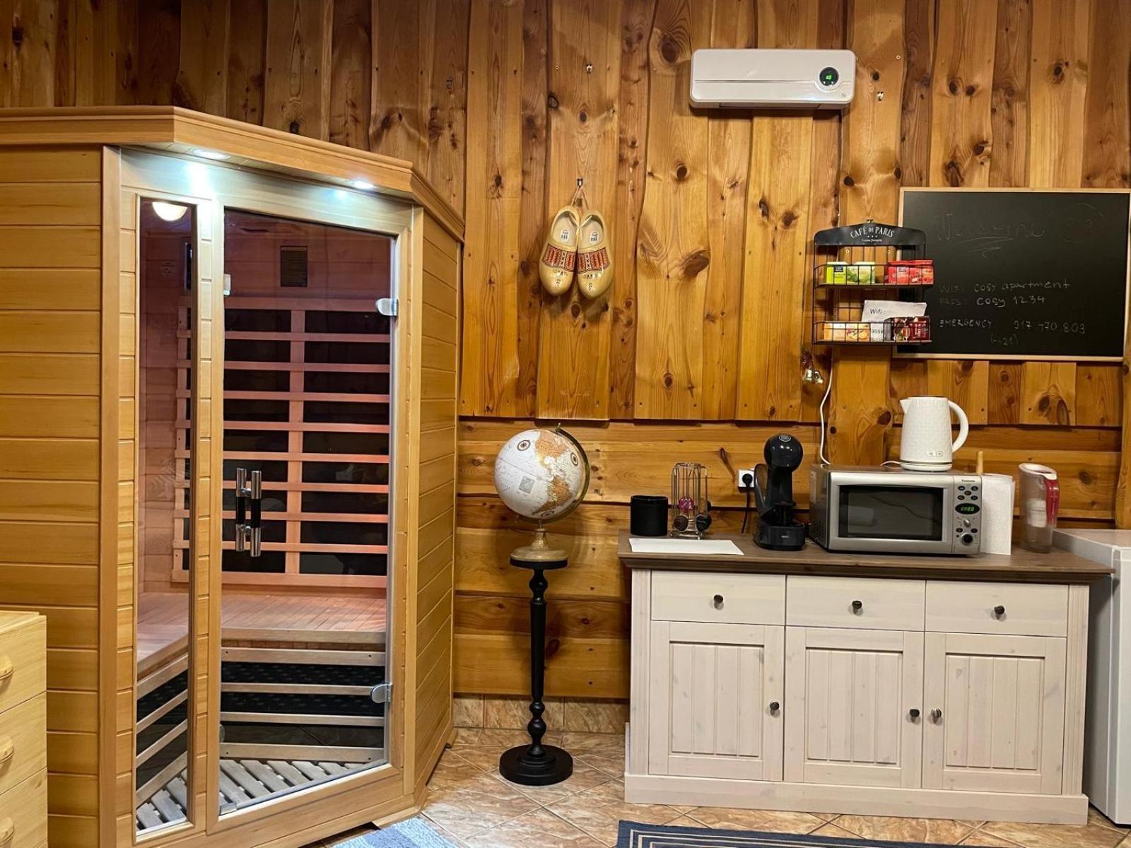 Turany Cosy Apartment In Family Compound מראה חיצוני תמונה